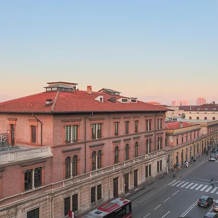 Front Station Apartment - Stazione Centrale Di Bologna Exterior photo
