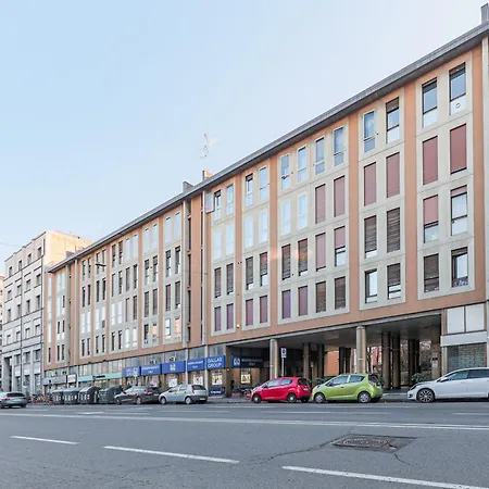 Front Station Apartment - Stazione Centrale Di Bologna Exterior photo