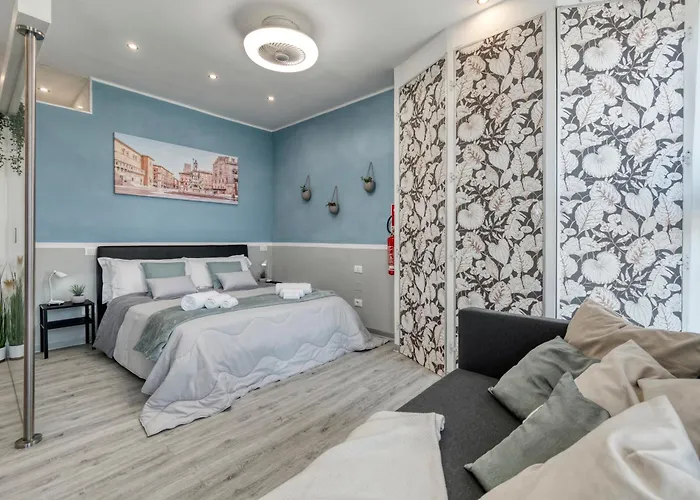Front Station Apartment - Stazione Centrale Di Bologna