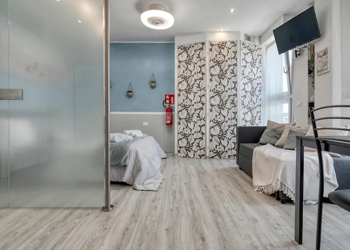 Front Station Apartment - Stazione Centrale Di Bologna